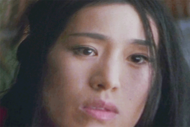 低规格影片画面细节增强（动图对比）.gif