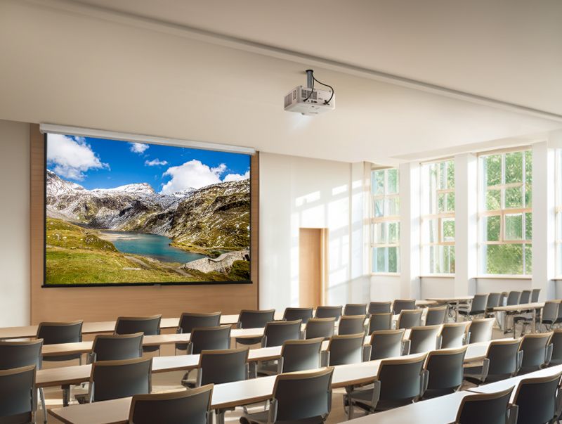 ViewSonic LS711HD ClassroomLifestyle.jpg