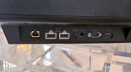 Sony_XW6100_XW8100_20.jpg
