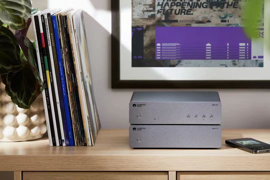 剑桥音响推出 MXW70 紧凑型功率放大器，带来震撼音质与极致设计